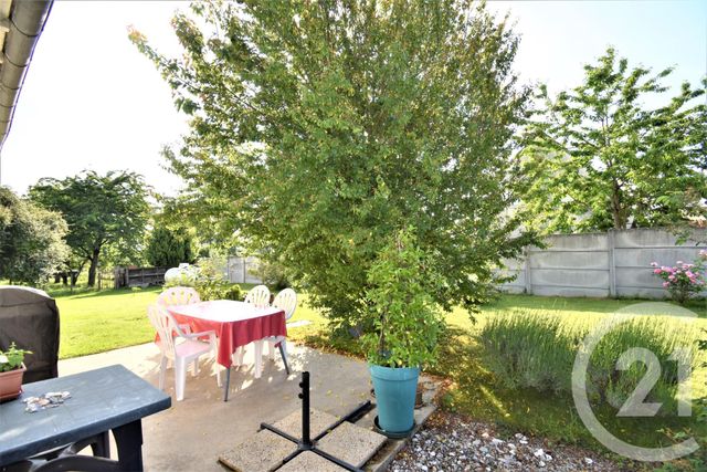 maison à louer - 4 pièces - 75.91 m2 - QUELAINES ST GAULT - 53 - PAYS-DE-LOIRE - Century 21 Dréano Immobilier maison à louer - 4 pièces - 75.91 m2 - QUELAINES ST GAULT - 53 - PAYS-DE-LOIRE - Century 21 Dréano Immobilier