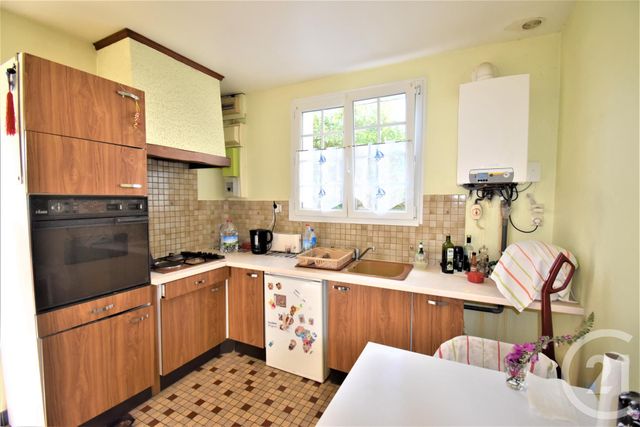 maison à louer - 4 pièces - 75.91 m2 - QUELAINES ST GAULT - 53 - PAYS-DE-LOIRE - Century 21 Dréano Immobilier maison à louer - 4 pièces - 75.91 m2 - QUELAINES ST GAULT - 53 - PAYS-DE-LOIRE - Century 21 Dréano Immobilier