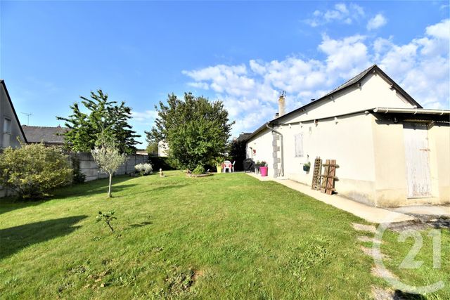maison à louer - 4 pièces - 75.91 m2 - QUELAINES ST GAULT - 53 - PAYS-DE-LOIRE - Century 21 Dréano Immobilier maison à louer - 4 pièces - 75.91 m2 - QUELAINES ST GAULT - 53 - PAYS-DE-LOIRE - Century 21 Dréano Immobilier