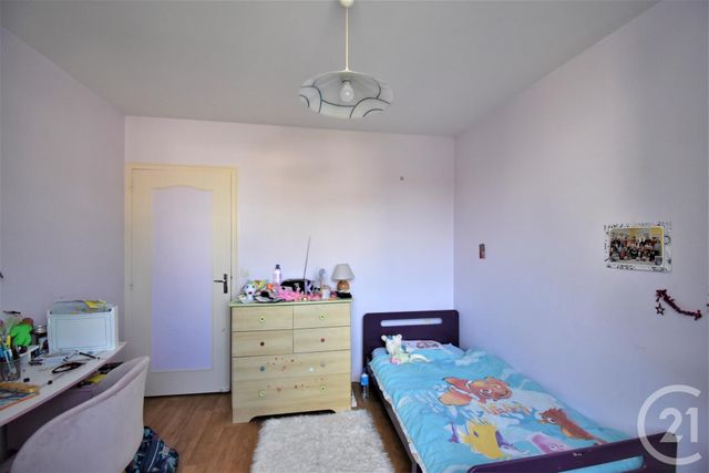 maison à louer - 4 pièces - 75.91 m2 - QUELAINES ST GAULT - 53 - PAYS-DE-LOIRE - Century 21 Dréano Immobilier maison à louer - 4 pièces - 75.91 m2 - QUELAINES ST GAULT - 53 - PAYS-DE-LOIRE - Century 21 Dréano Immobilier