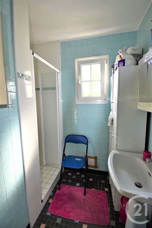 maison à louer - 4 pièces - 75.91 m2 - QUELAINES ST GAULT - 53 - PAYS-DE-LOIRE - Century 21 Dréano Immobilier maison à louer - 4 pièces - 75.91 m2 - QUELAINES ST GAULT - 53 - PAYS-DE-LOIRE - Century 21 Dréano Immobilier