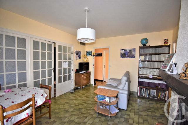 maison à louer - 4 pièces - 75.91 m2 - QUELAINES ST GAULT - 53 - PAYS-DE-LOIRE - Century 21 Dréano Immobilier maison à louer - 4 pièces - 75.91 m2 - QUELAINES ST GAULT - 53 - PAYS-DE-LOIRE - Century 21 Dréano Immobilier