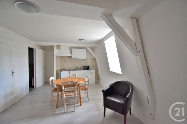 Appartement F2 à louer - 2 pièces - 39.0 m2 - ST BERTHEVIN - 53 - PAYS-DE-LOIRE - Century 21 Dréano Immobilier Appartement F2 à louer - 2 pièces - 39.0 m2 - ST BERTHEVIN - 53 - PAYS-DE-LOIRE - Century 21 Dréano Immobilier