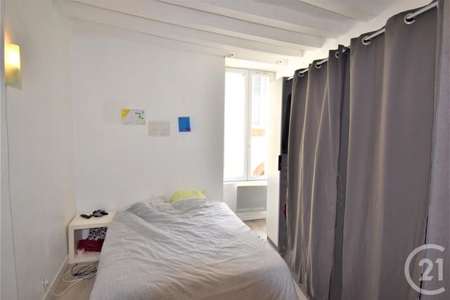 Afficher la photo en grand Appartement T3 à louer - 4 pièces - 72.98 m2 - MESLAY DU MAINE - 53 - PAYS-DE-LOIRE - Century 21 Dréano Immobilier