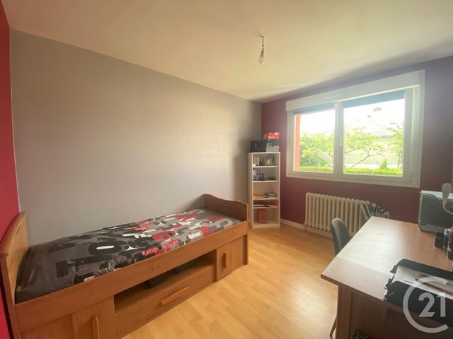 Afficher la photo en grand maison à vendre - 8 pièces - 94.27 m2 - LAVAL - 53 - PAYS-DE-LOIRE - Century 21 Dréano Immobilier