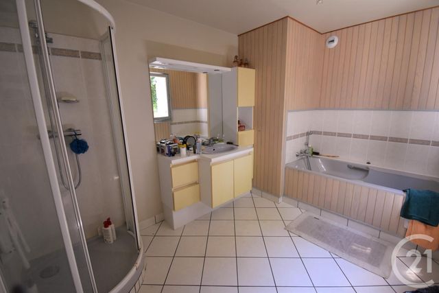 Afficher la photo en grand maison à vendre - 5 pièces - 199.0 m2 - L HUISSERIE - 53 - PAYS-DE-LOIRE - Century 21 Dréano Immobilier