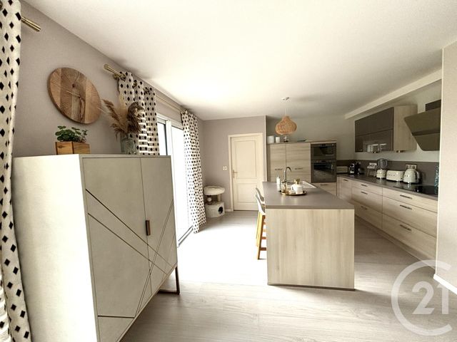 maison à vendre - 6 pièces - 180.0 m2 - LAVAL - 53 - PAYS-DE-LOIRE - Century 21 Dréano Immobilier