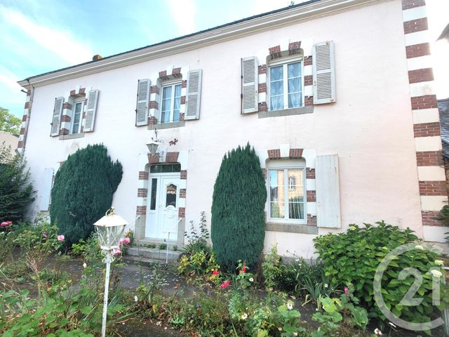 maison à vendre - 6 pièces - 134.39 m2 - LA GUERCHE DE BRETAGNE - 35 - BRETAGNE - Century 21 Dréano Immobilier