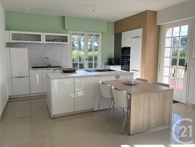 Afficher la photo en grand maison à vendre - 9 pièces - 232.0 m2 - CUILLE - 53 - PAYS-DE-LOIRE - Century 21 Dréano Immobilier
