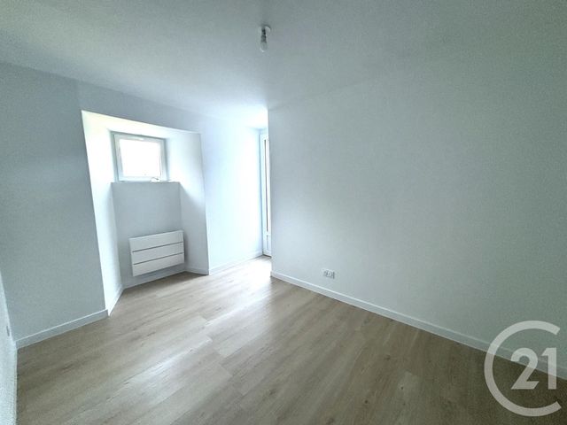 Appartement T3 à vendre - 3 pièces - 60.0 m2 - COSSE LE VIVIEN - 53 - PAYS-DE-LOIRE - Century 21 Dréano Immobilier