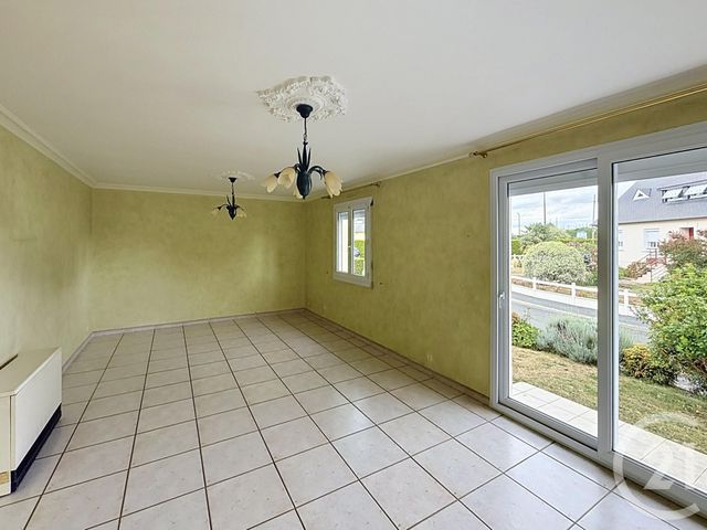 maison à vendre - 6 pièces - 119.0 m2 - QUELAINES ST GAULT - 53 - PAYS-DE-LOIRE - Century 21 Dréano Immobilier